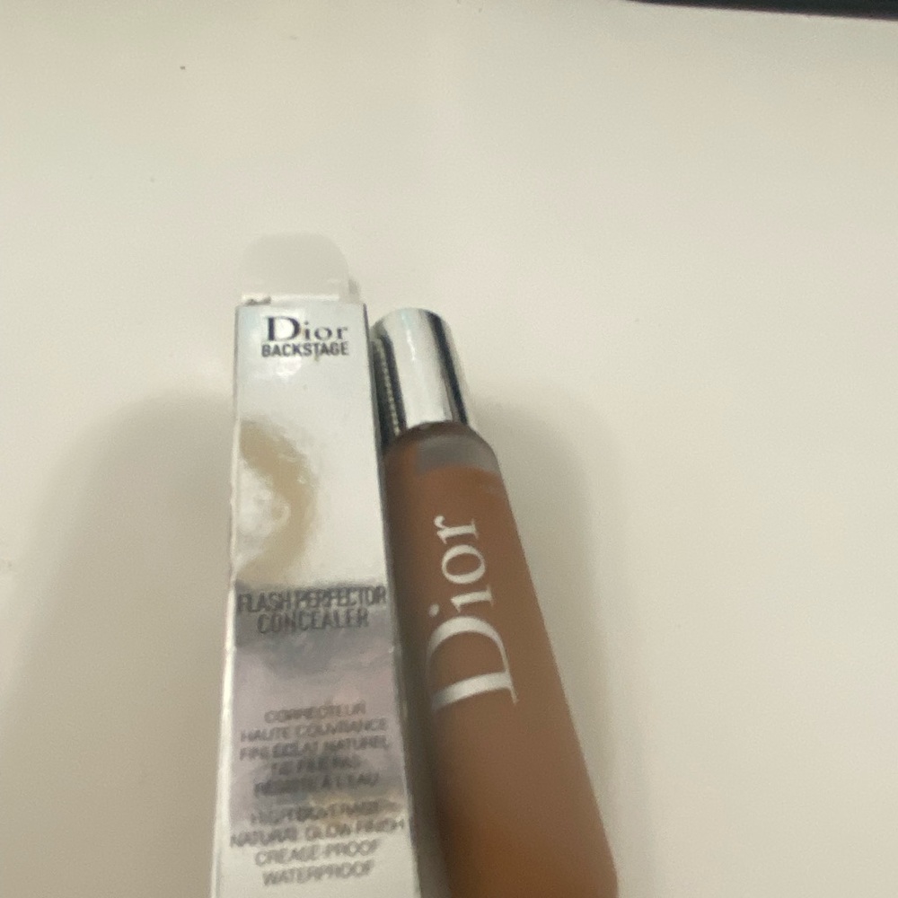 DIOR Backstage Concealer - Picture 4 of 4